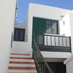 https://apart-3.in-canary-islands.com